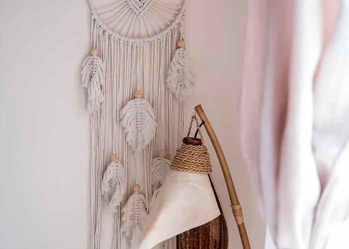 Boho With Private Parking Space Διαμέρισμα