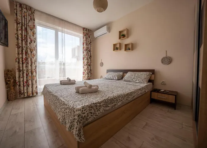 Boho With Private Parking Space Φιλιππούπολη